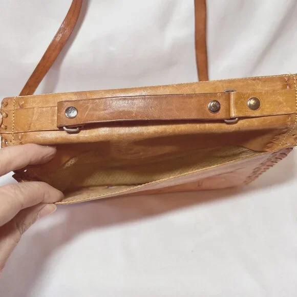 Costa Rica Leather Vintage Shoulder/Crossbody Bag-Removable Strap-Camel/Tan-Rose - Picture 4 of 15
